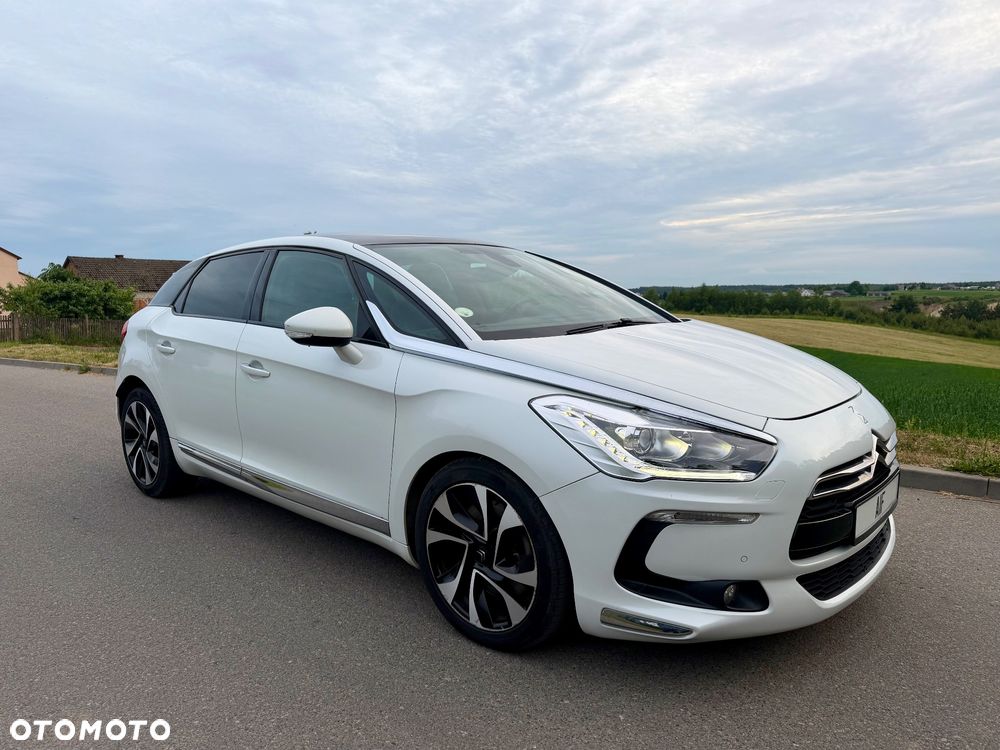 Citroën DS5 HDi 165 SoChic - 10