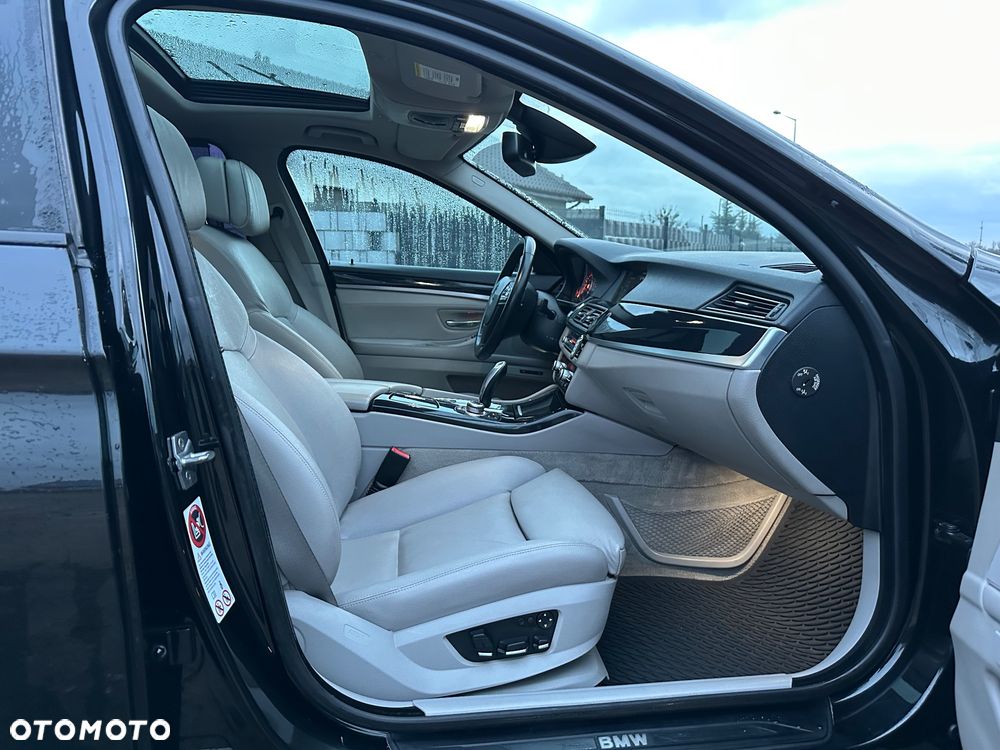 BMW Seria 5 520d Luxury Line - 19