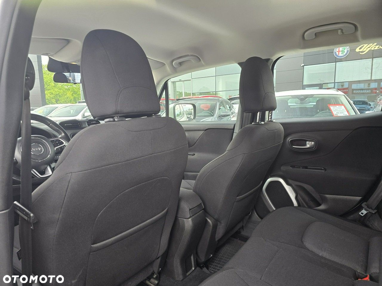 Jeep Renegade - 22