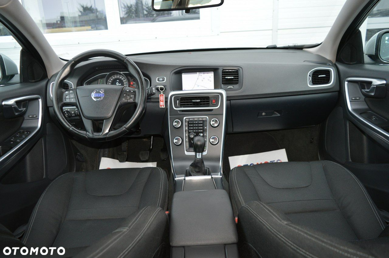 Volvo V60 D2 Kinetic - 2