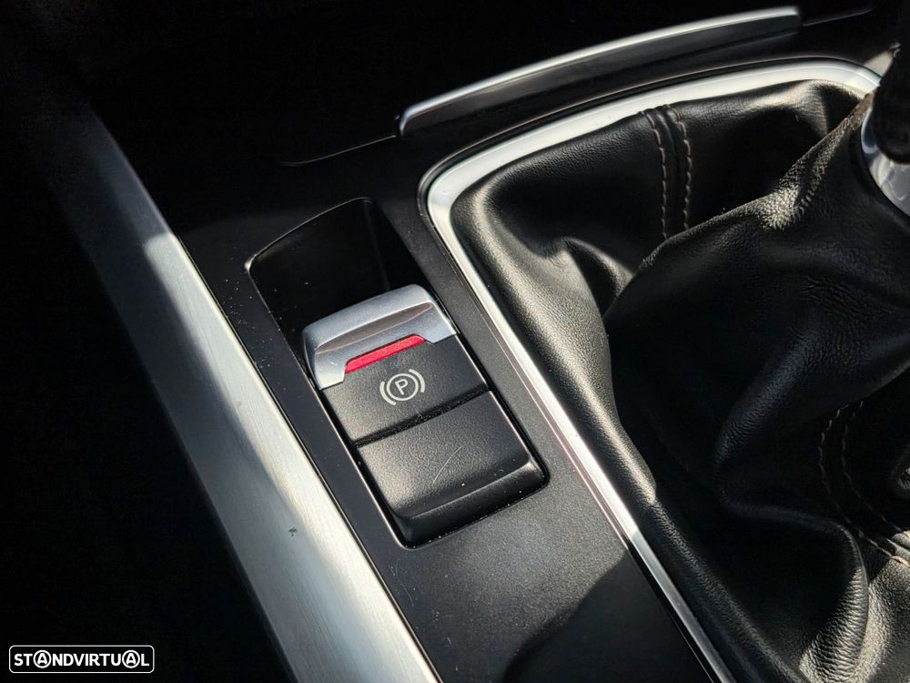 Audi A4 Avant 2.0 TDi S-line - 23