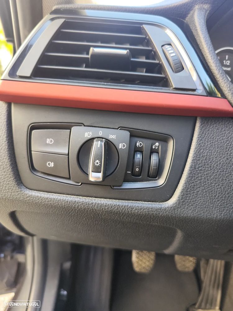 BMW 320 d EfficientDynamics Line Sport - 23