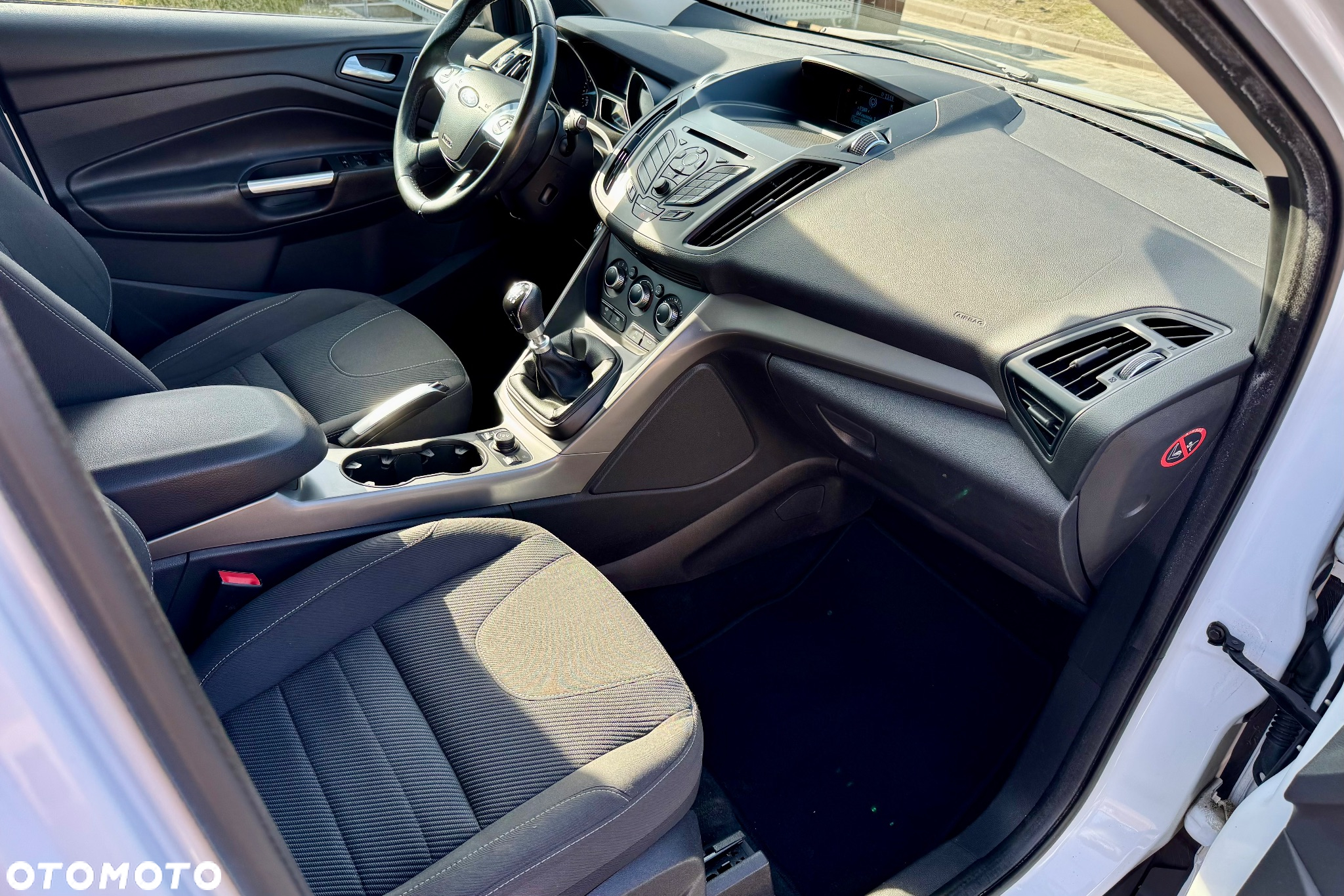 Ford Kuga - 14