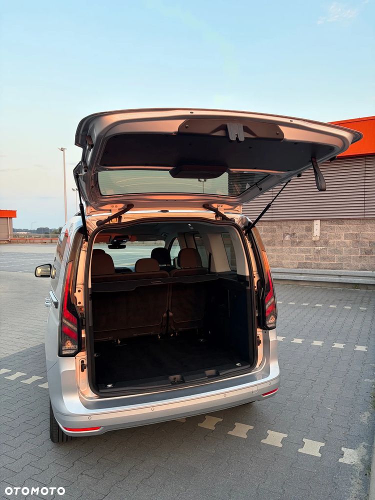 Ford Tourneo Connect 2.0 EcoBlue Titanium - 16