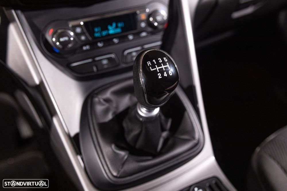 Ford Kuga 2.0 TDCi Trend - 15