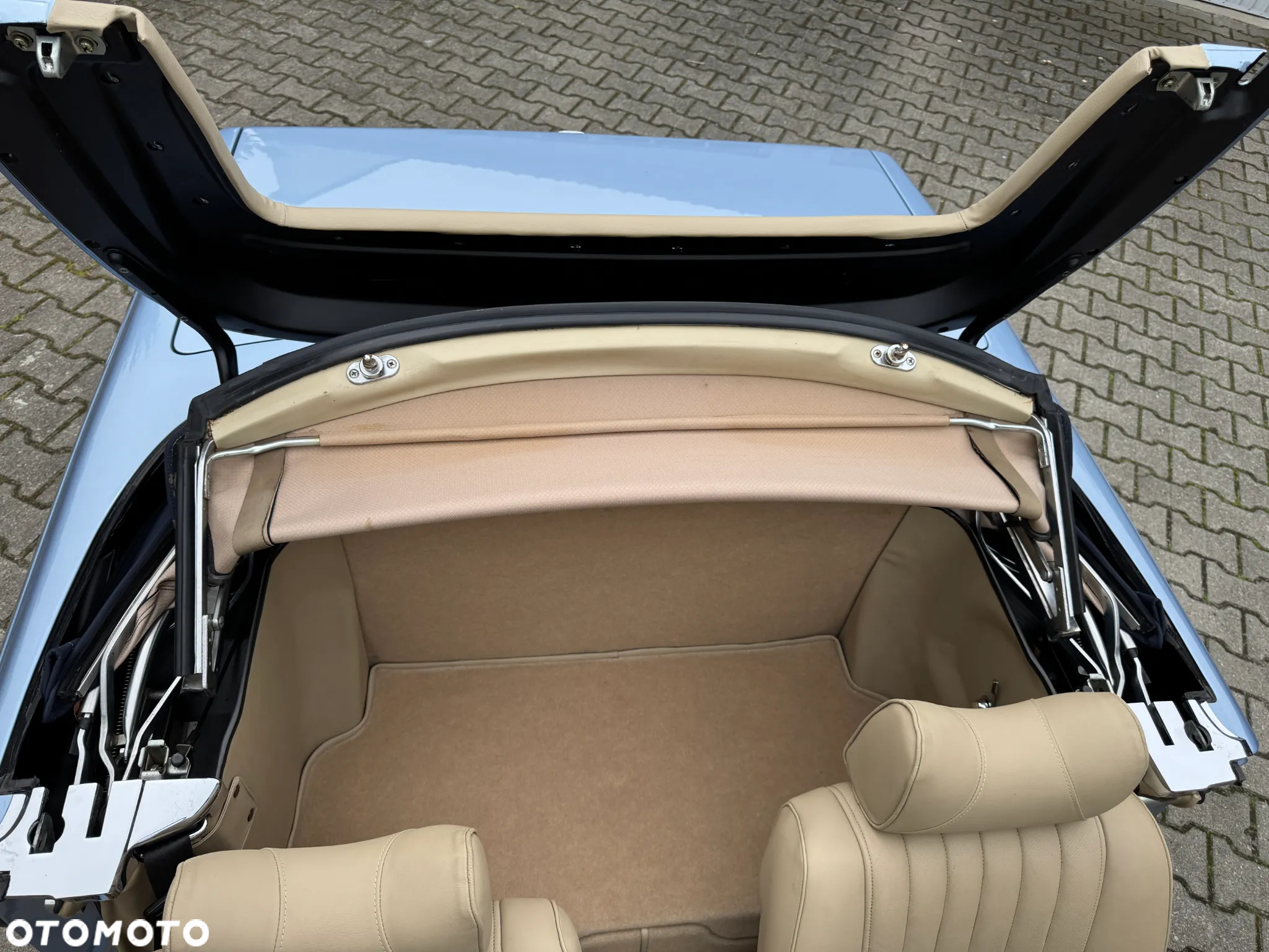 Mercedes-Benz SL - 26