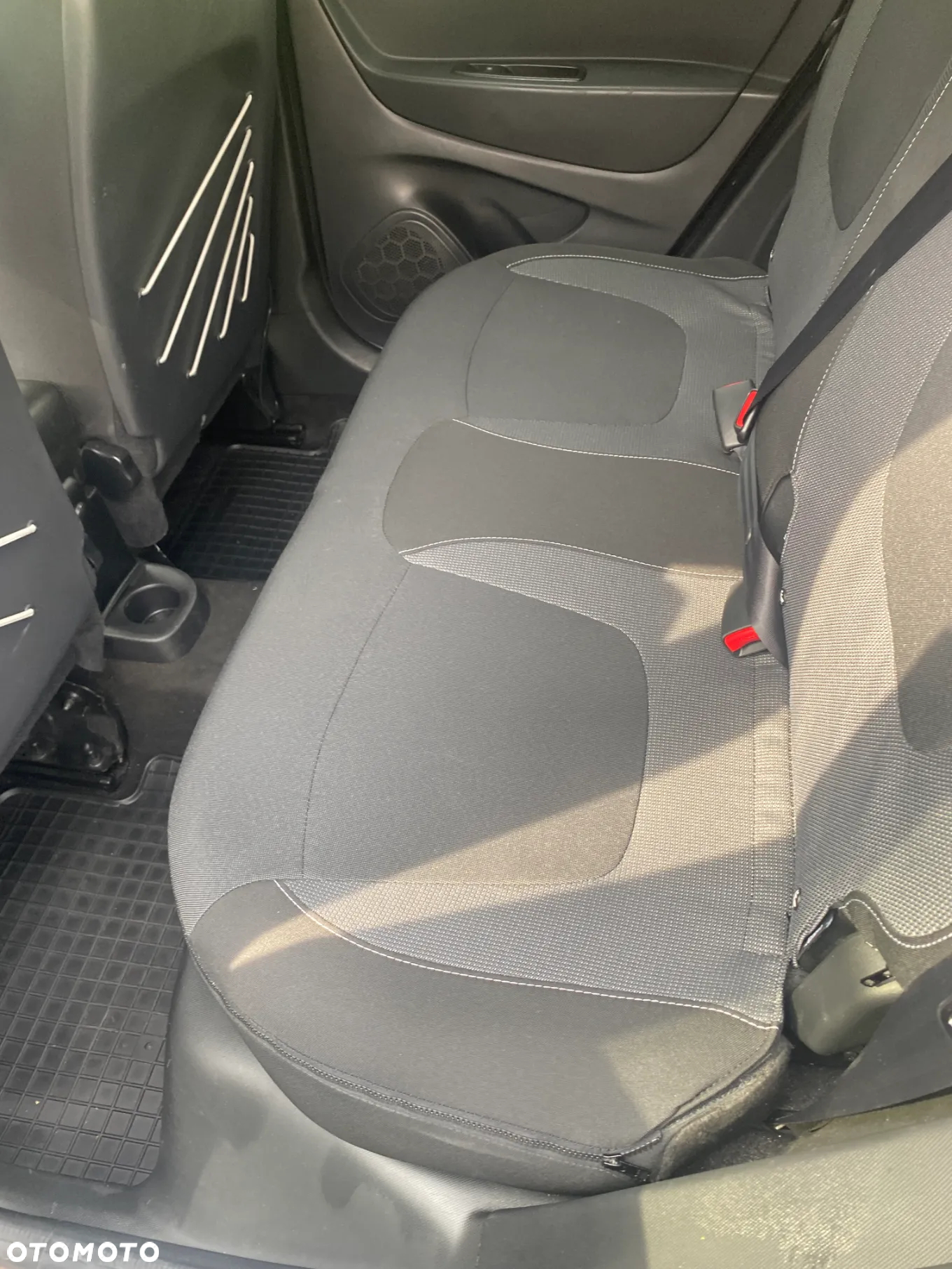 Renault Captur 1.2 TCe Intens EDC - 10