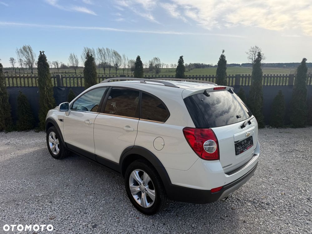 Chevrolet Captiva 2.2 TD AWD LTZ - 6