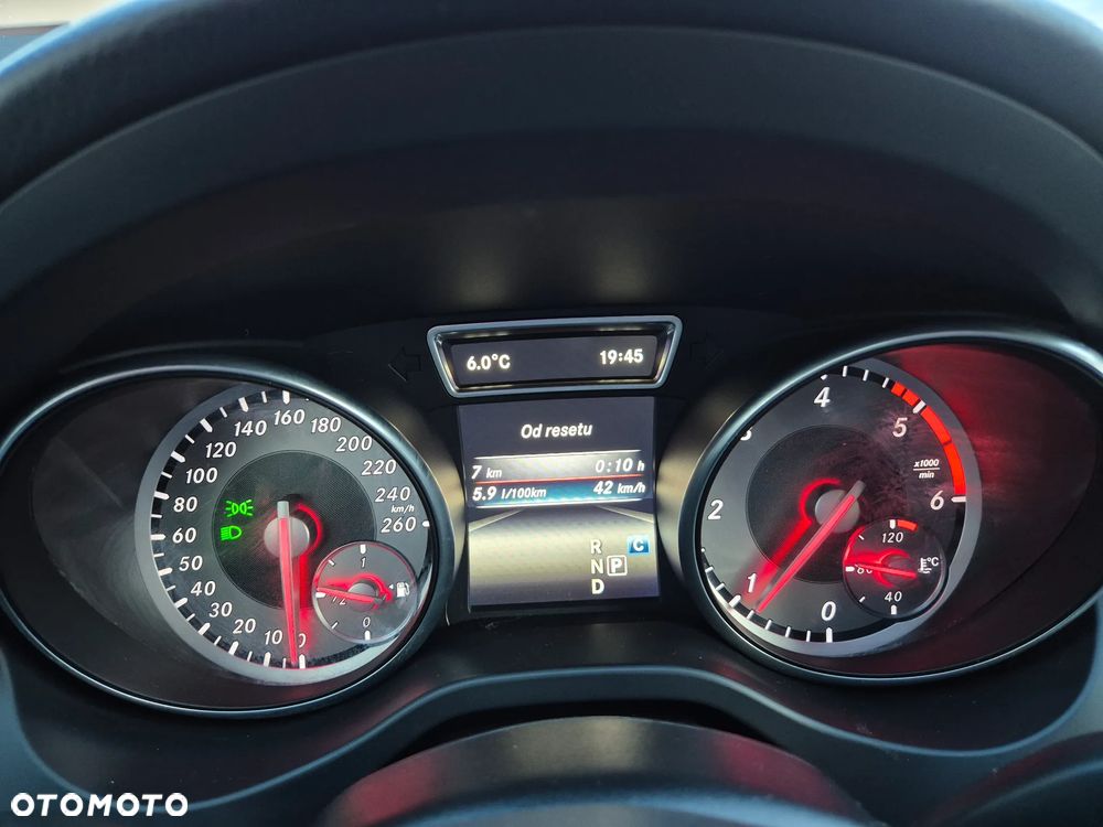 Mercedes-Benz GLA 180 (CDI) d 7G-DCT AMG Line - 16