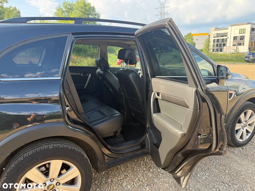Chevrolet Captiva 2.0 d LT high - 9