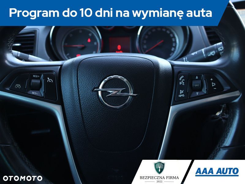 Opel Insignia - 20