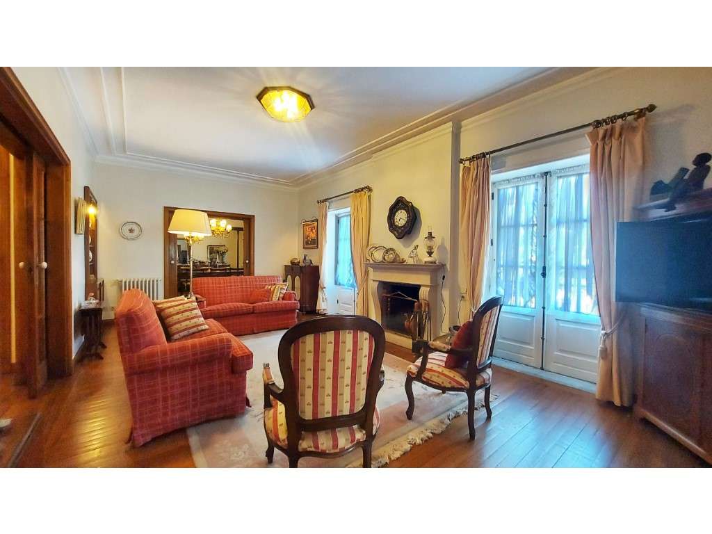 Moradia T4 com piscina e extenso jardim, em Gavião - Vila Nova de F... - Grande imagem: 4/60