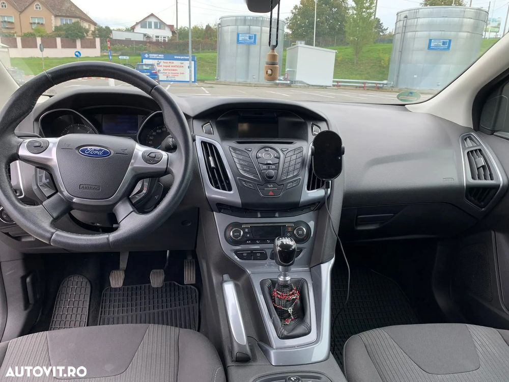Ford Focus - 5