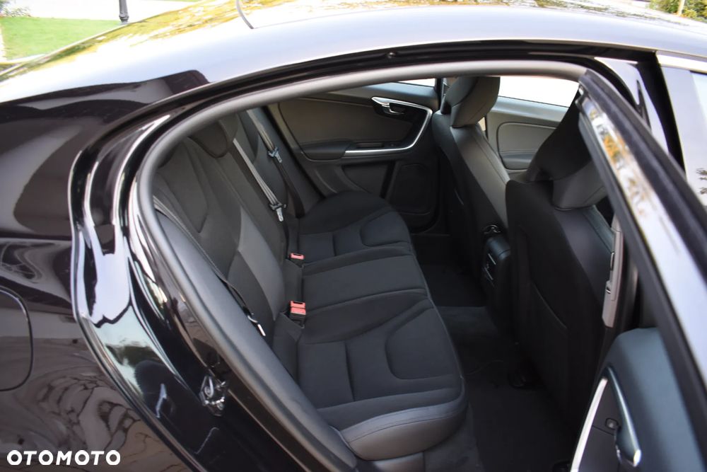 Volvo S60 - 26
