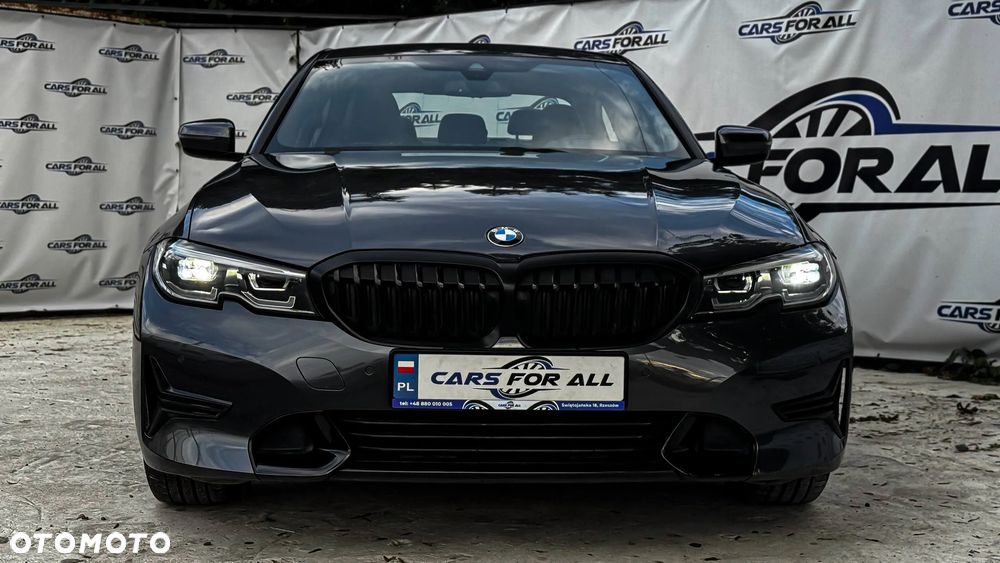 BMW Seria 3 330i Luxury Line - 3