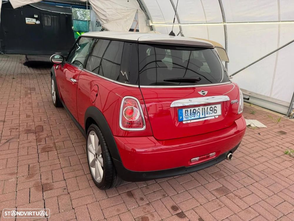 MINI 3 Portas Cooper D - 32