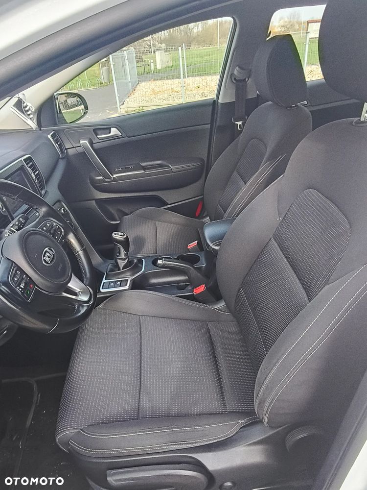 Kia Sportage - 17