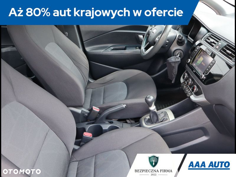 Kia Rio - 10