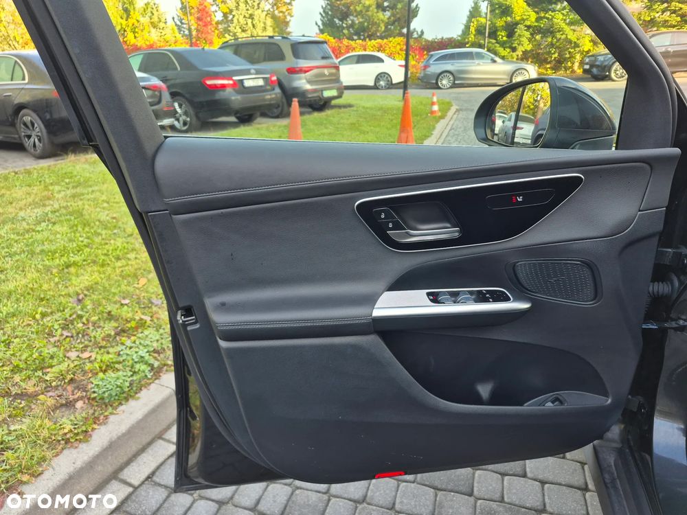 Mercedes-Benz GLC 220 d mHEV 4-Matic AMG Line - 16