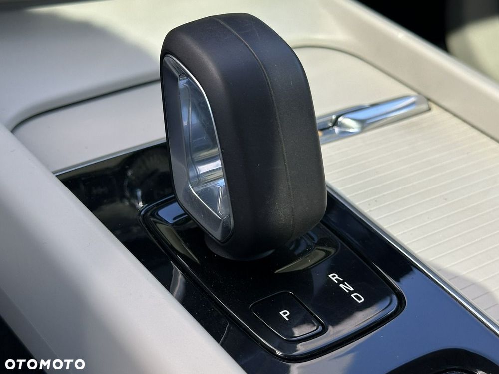 Volvo XC 60 - 25