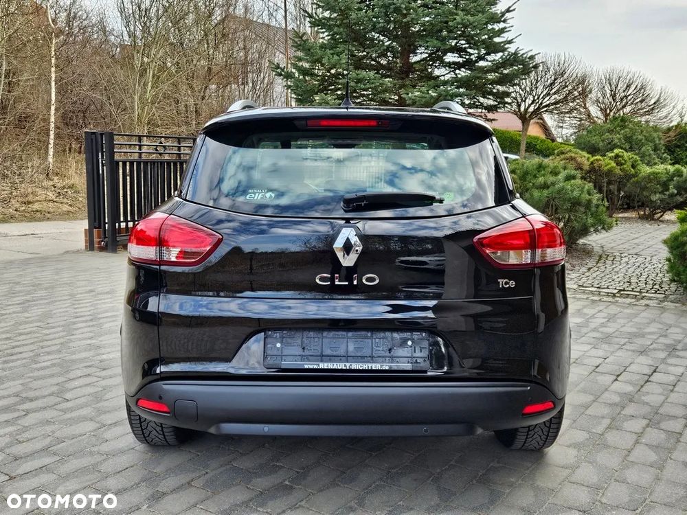 Renault Clio - 11