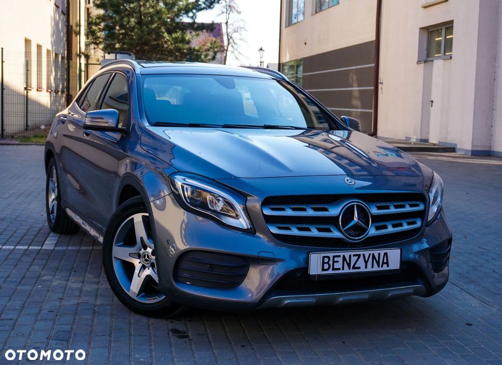 Mercedes-Benz GLA 200 7G-DCT AMG Line - 13