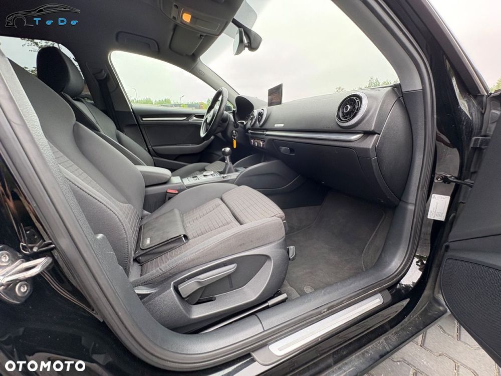 Audi A3 Sportback 2.0 TDI clean diesel Ambiente - 31