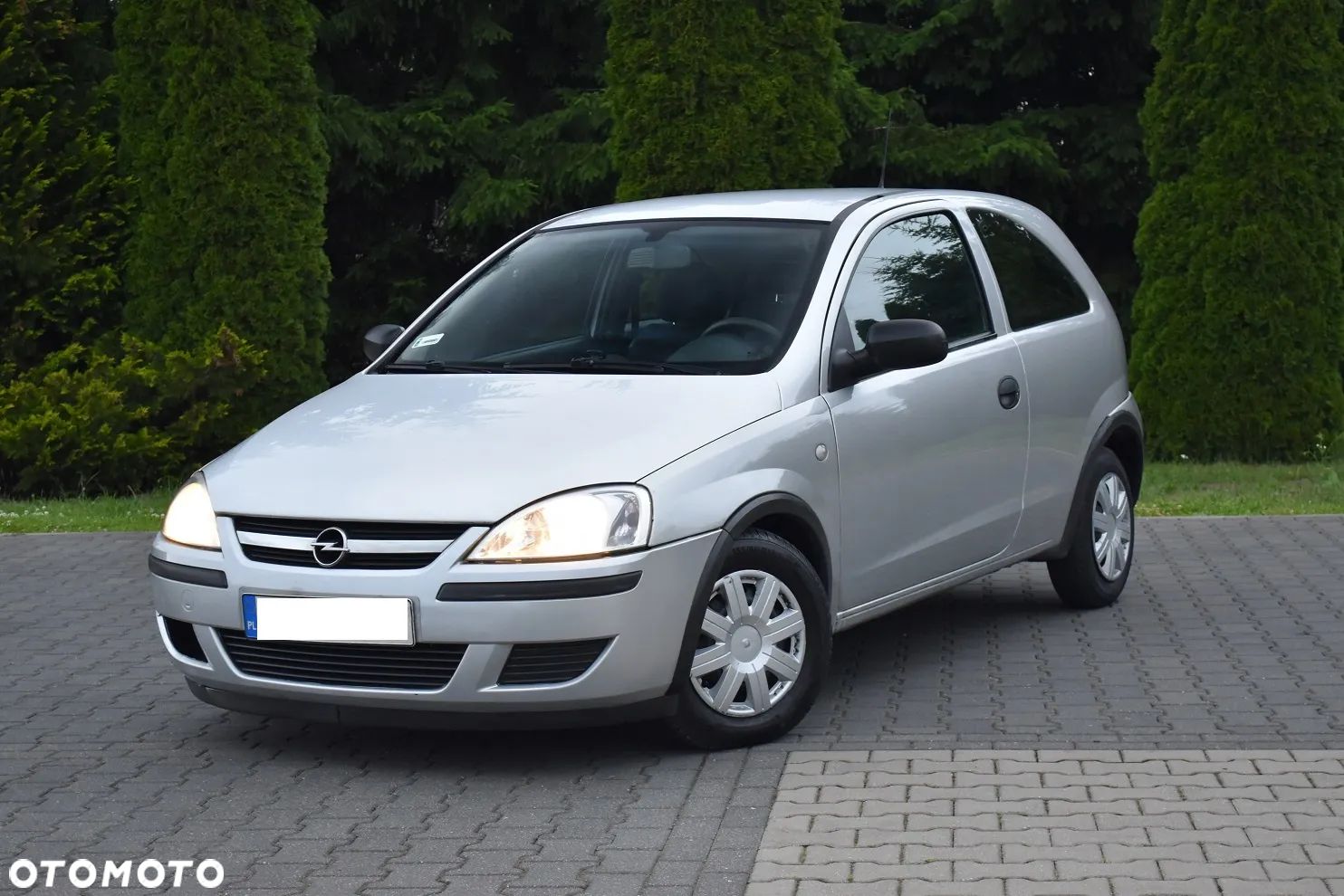 Opel Corsa 1.2 16V Cosmo - 1