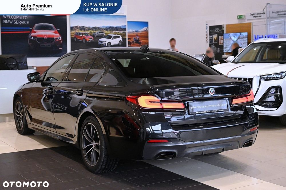 BMW Seria 5 520d xDrive MHEV M Sport sport - 8