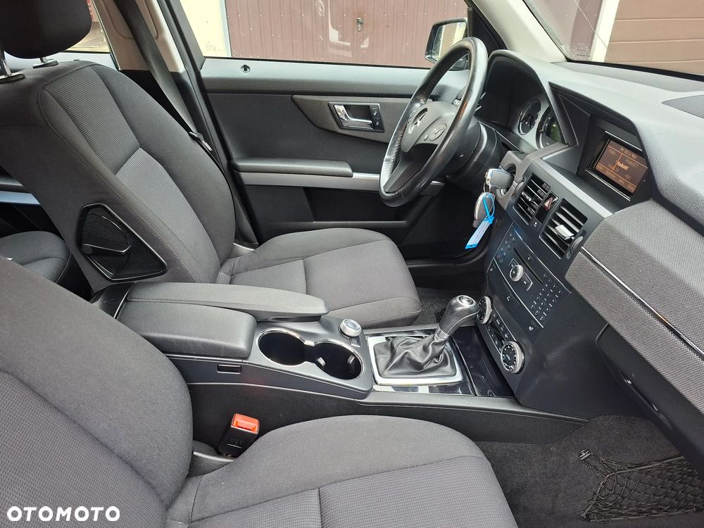 Mercedes-Benz GLK 220 CDI DPF 4Matic BlueEFFICIENCY 7G-TRONIC - 2