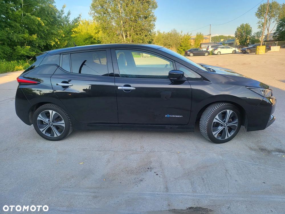 Nissan Leaf 40 kWh TEKNA - 18
