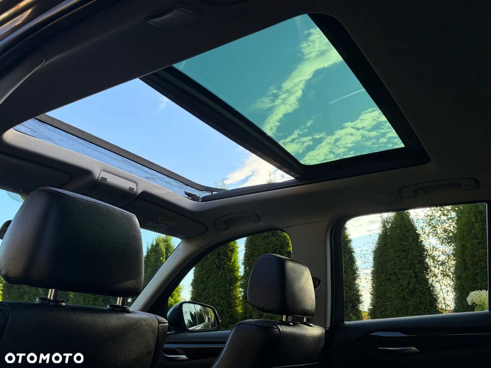BMW X1 sDrive20d EfficientDynamics Edition xLine - 39
