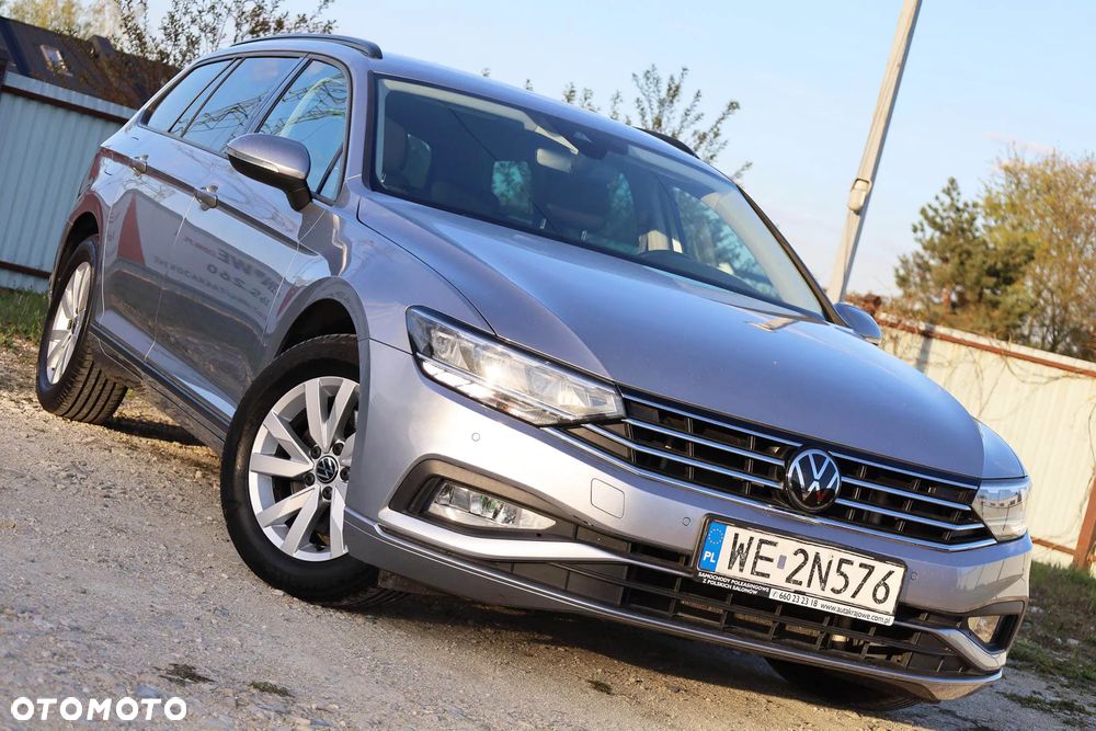 Volkswagen Passat 2.0 TDI EVO Essence - 3