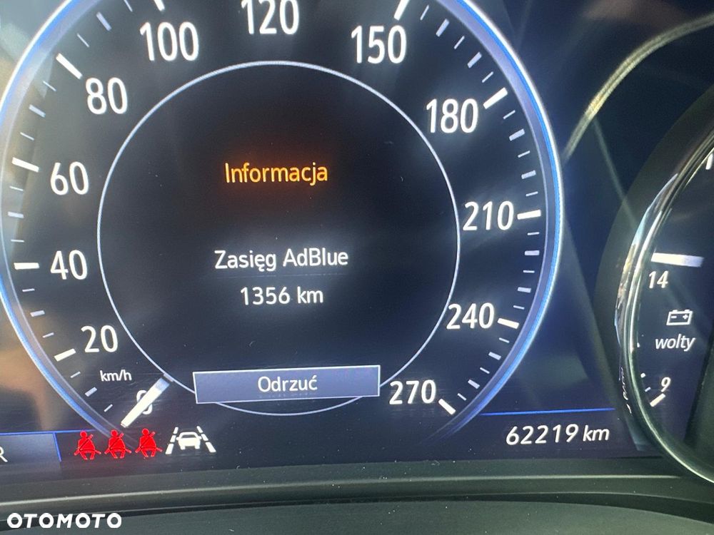 Opel Insignia - 17