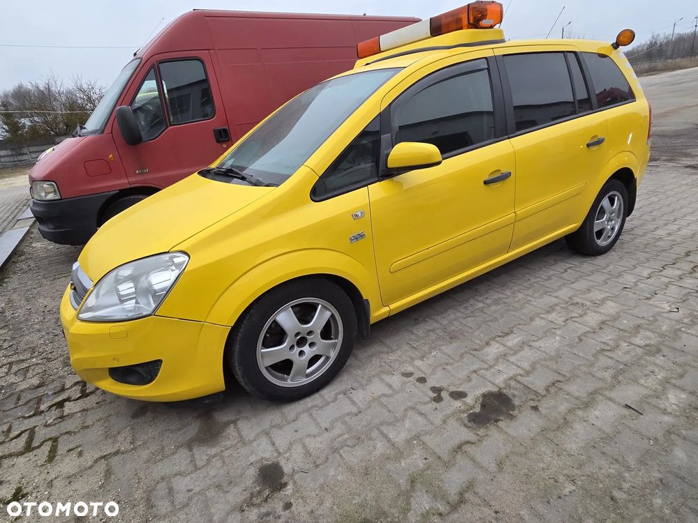 Opel Zafira pomoc drogowa, auto serwisowe dla mechanika, hak - 2