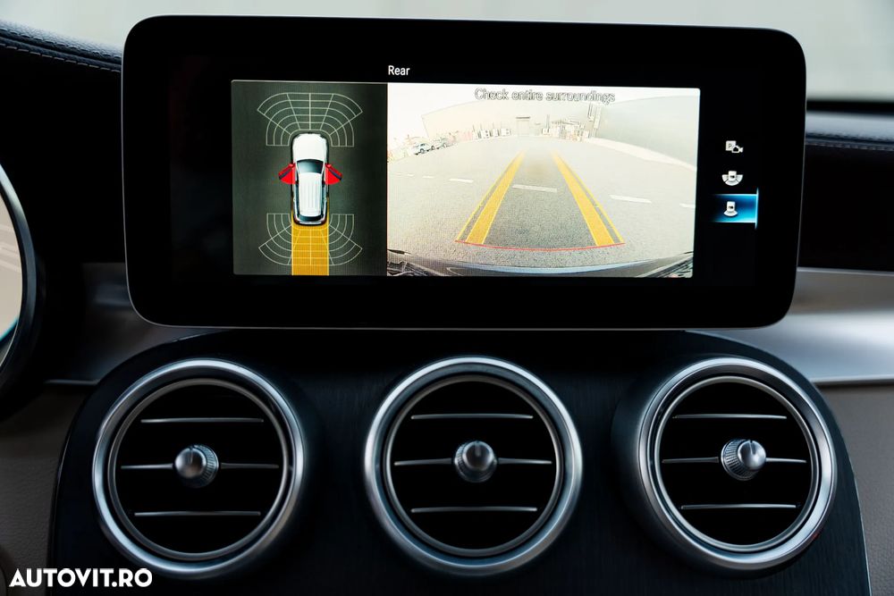 Mercedes-Benz GLC 300 d 4MATIC - 15