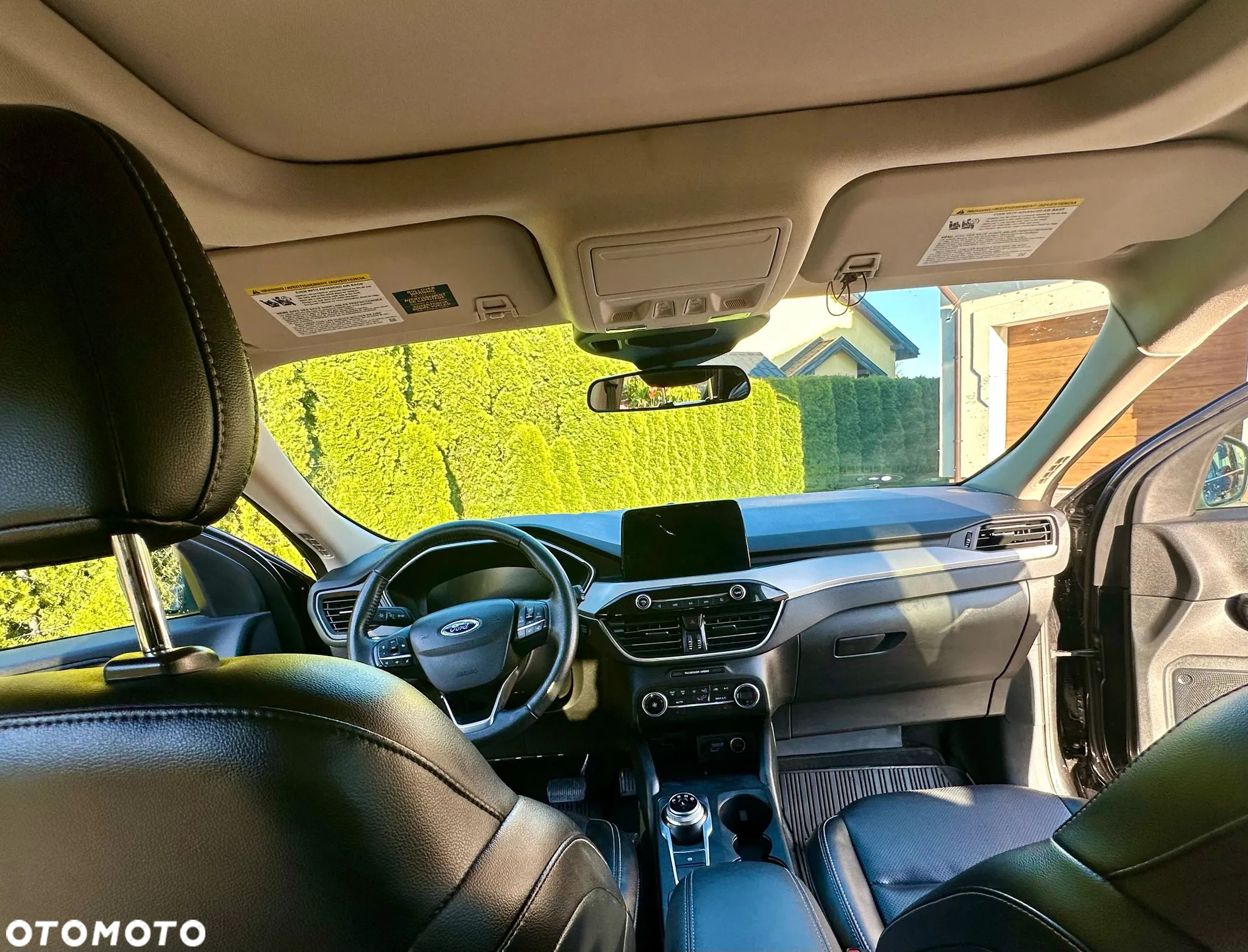 Ford Kuga 2.5 FHEV FWD Titanium - 32
