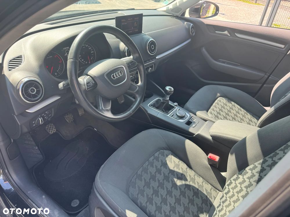 Audi A3 Sportback 1.6 TDI Ambition - 8