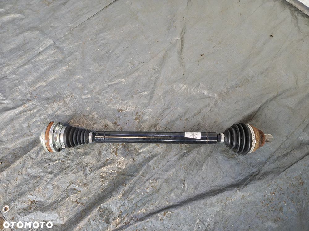 CADDY V 2K7 półoś 5K0407272C 18 tys przebiegu - 1