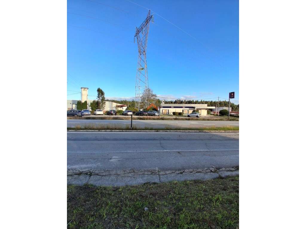 Terreno Premium com 6.900 m² na Zona Industrial de Vale Grou - Opor... - Grande imagem: 3/12