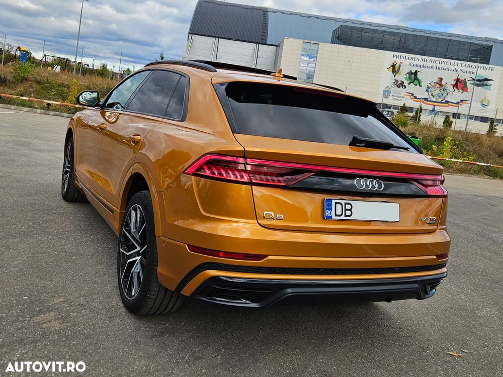 Audi Q8 - 6