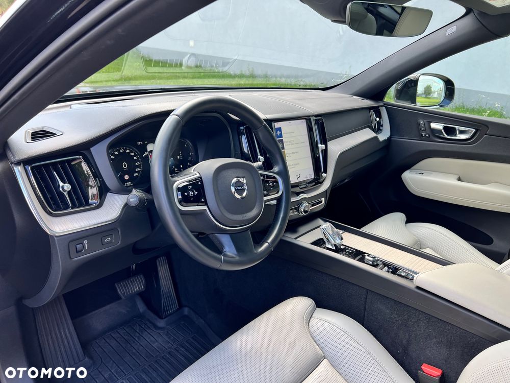 Volvo XC 60 B4 D AWD Geartronic Inscription - 25