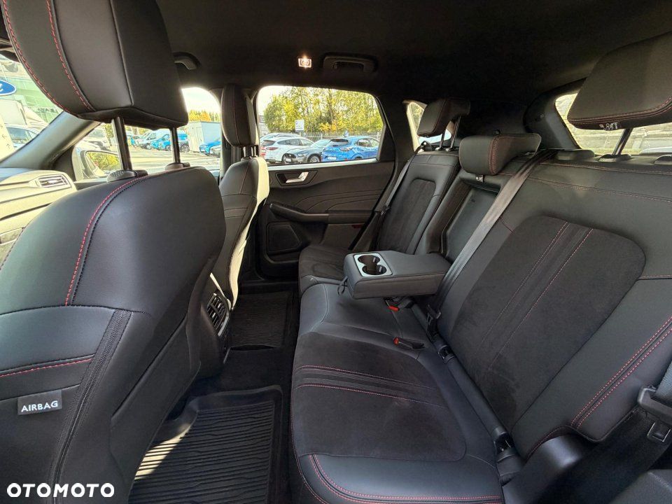 Ford Kuga - 17