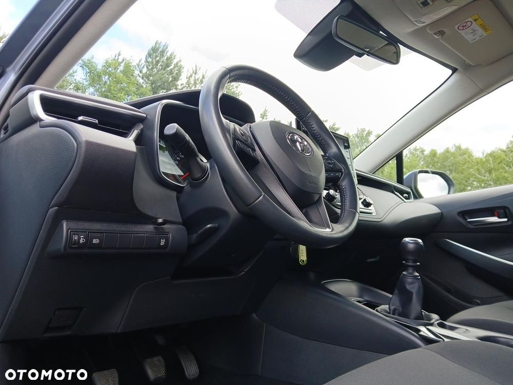 Toyota Corolla - 17