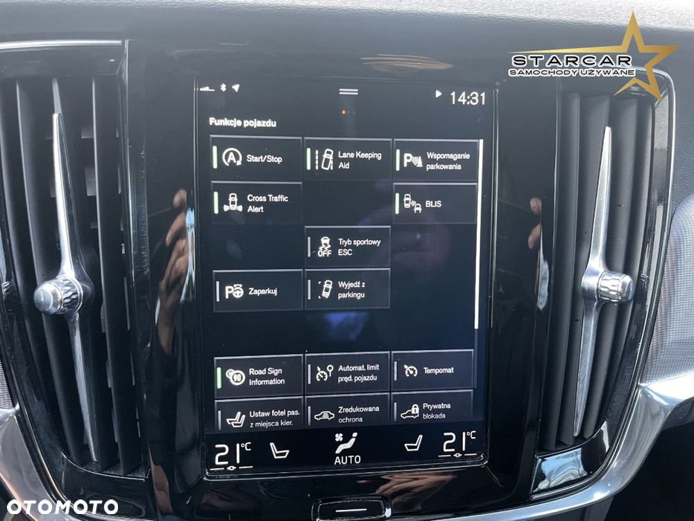 Volvo V90 Cross Country - 26