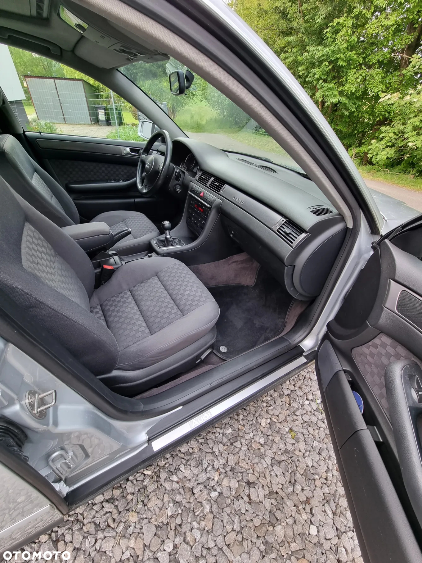 Audi A6 Avant 1.8 T quattro - 13