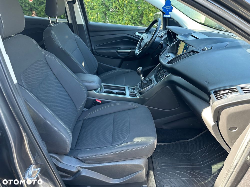 Ford Kuga 1.5 EcoBoost 2x4 Individual - 24