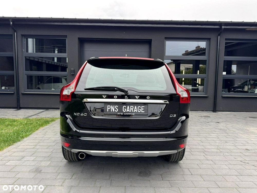 Volvo XC 60 D3 Drive-E Ocean Race - 10