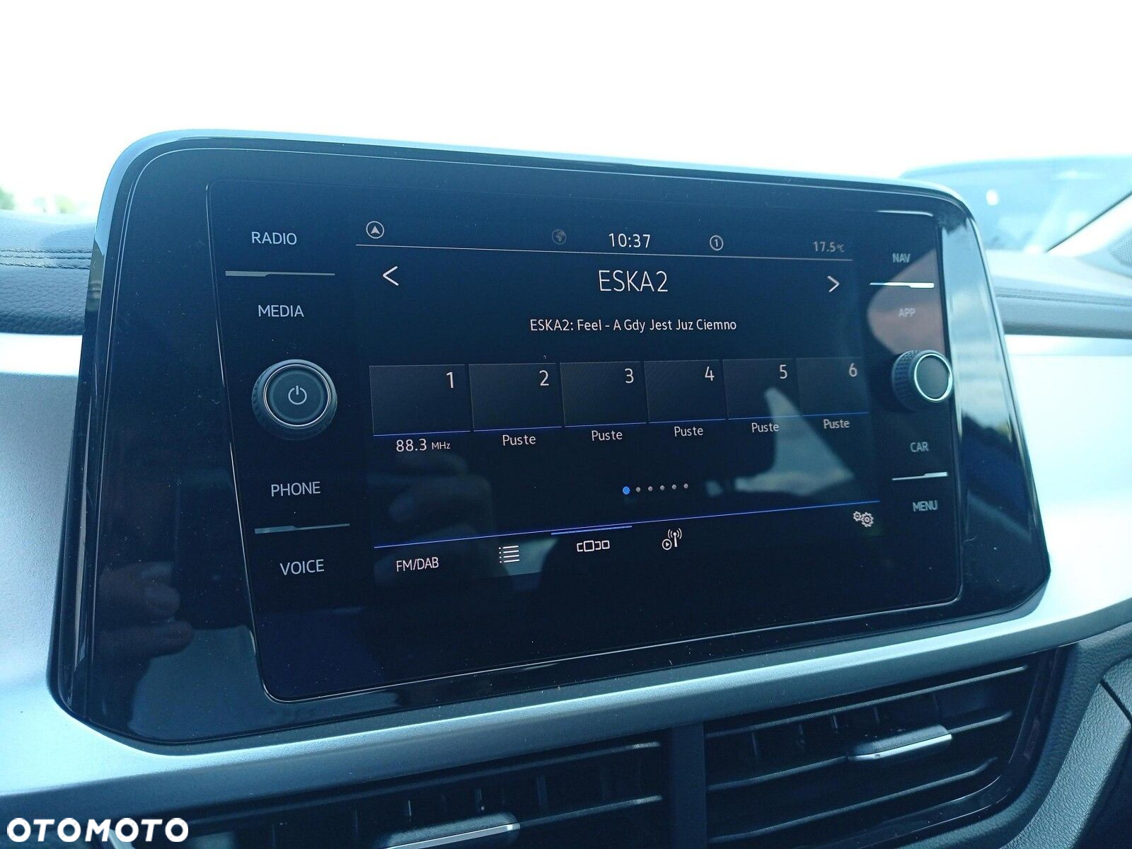 Volkswagen T-Roc - 28