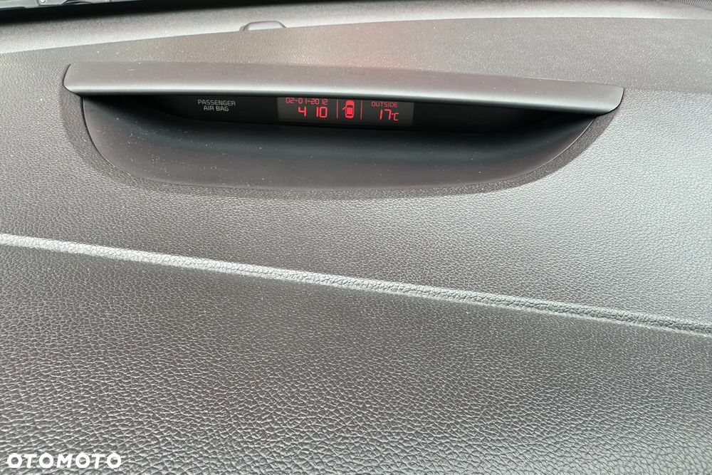 Kia Ceed - 26